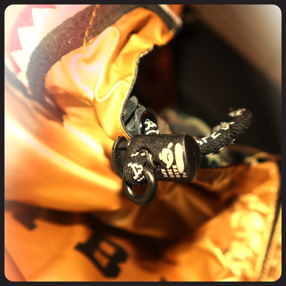 Bape hoodie - Picture 3 of 8